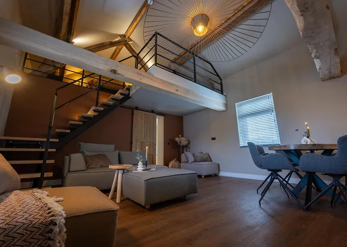 Os Hoes 1851 Гостевой дом 3*