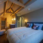 بيت ضيافة Os Hoes 1851 3*