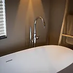 بيت ضيافة Os Hoes 1851 3*