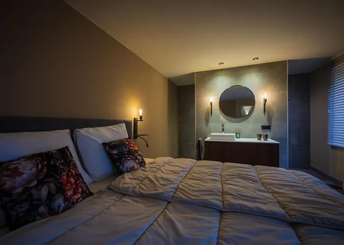 Gasthuis Os Hoes 1851 3*